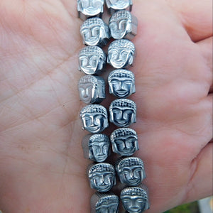 Buddha huvud i silverpläterad hematit, 8x7 mm