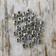 Ladda upp bild till gallerivisning, Mellandel platta rondeller 5x3 mm
