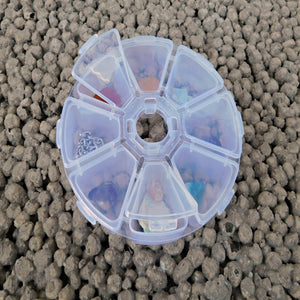Förvaringsask i plast, 8 fack 10x3 cm