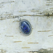 Ladda upp bild till gallerivisning, Lapis Lazuli - hänge med ram i rostfritt stål
