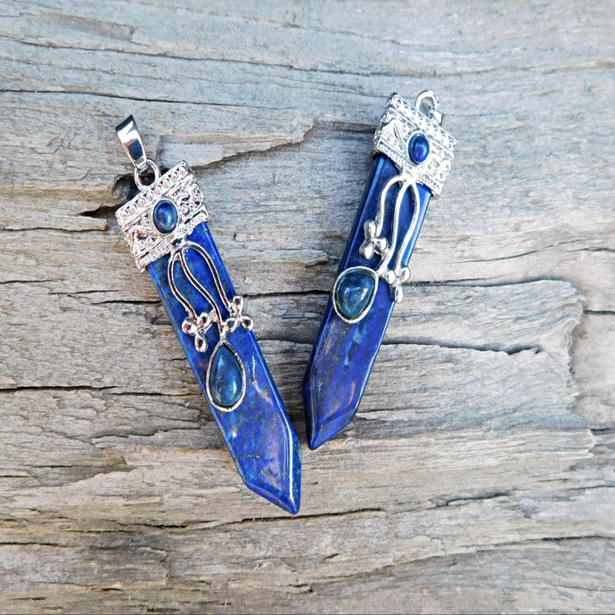 Lapis Lazuli hänge med mönster, 50 mm