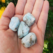 Ladda upp bild till gallerivisning, Larimar, trumlad
