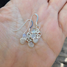 Ladda upp bild till gallerivisning, Örhängen, Regnbågsmånsten-sterling silver 925

