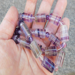 Regnbågsfluorit cylinder, 15x10 mm