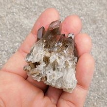 Ladda upp bild till gallerivisning, Rökkvarts kluster, 46 gram
